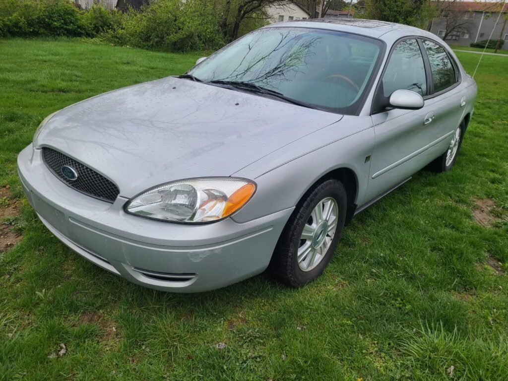 2005 Ford Taurus